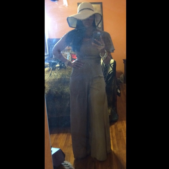 LAST ONE***RATED 5 ⭐️ Fabulous Summer Floppy Hats - Picture 4 of 4